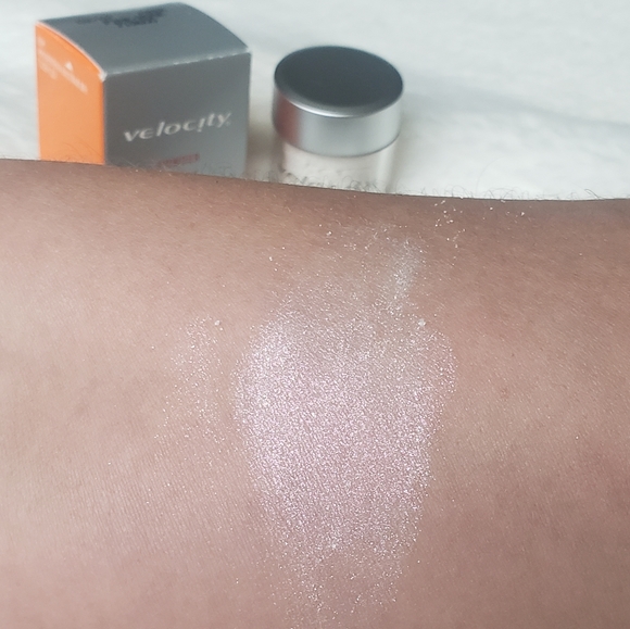 🆕️MK- Shimmer Powder - Picture 3 of 8